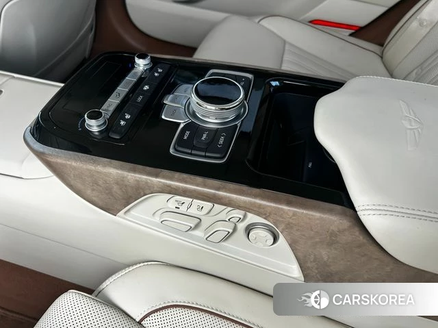 Genesis G90 id 4642166 из Кореи 10