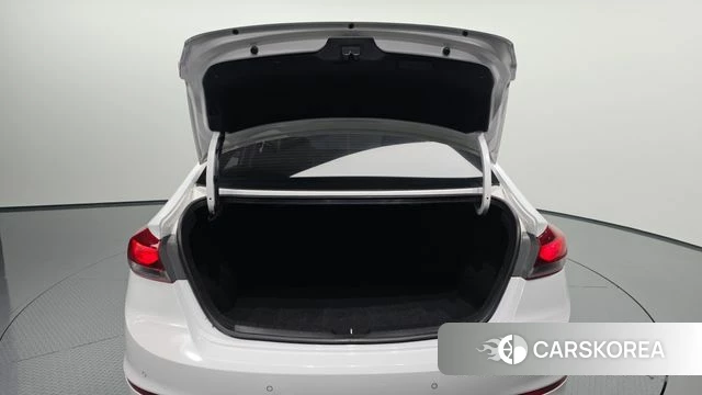 Hyundai Avante AD id 4345781 из Кореи 10