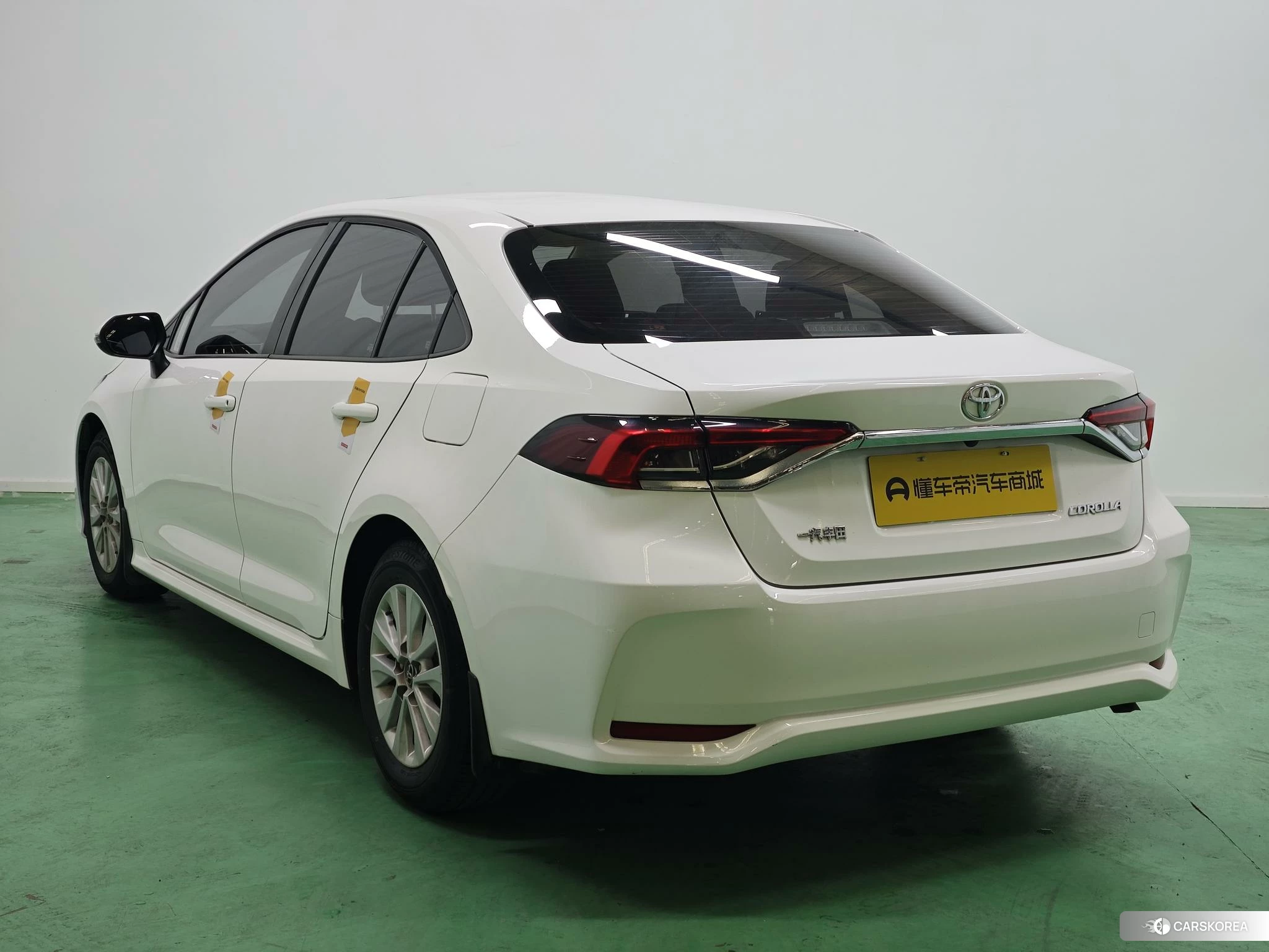Toyota Corolla id 4407531 из Китая 10