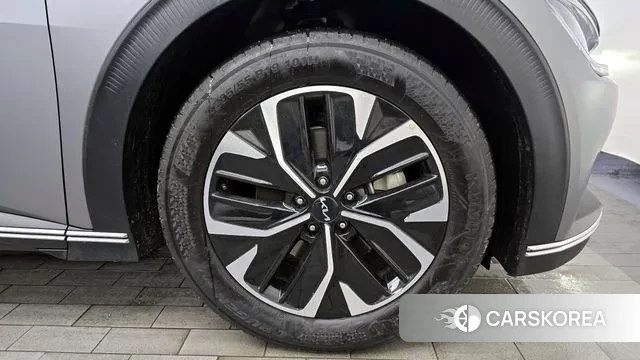 Kia EV6 id 3447740 из Кореи 10