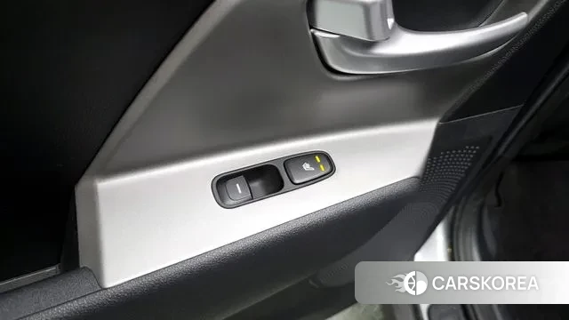 Kia Niro Plus id 3606378 из Кореи 10