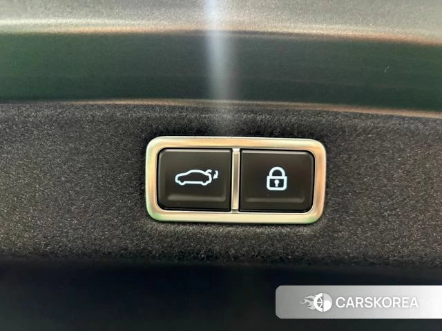 Hyundai Grandeur Hybrid (GN7) id 4388361 из Кореи 10