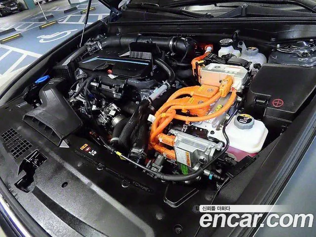 Hyundai Grandeur Hybrid (GN7) id 2643477 из Кореи 10