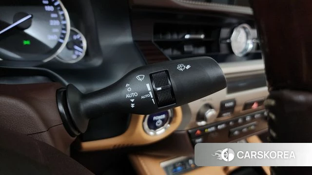 Lexus New ES300h id 4520890 из Кореи 10