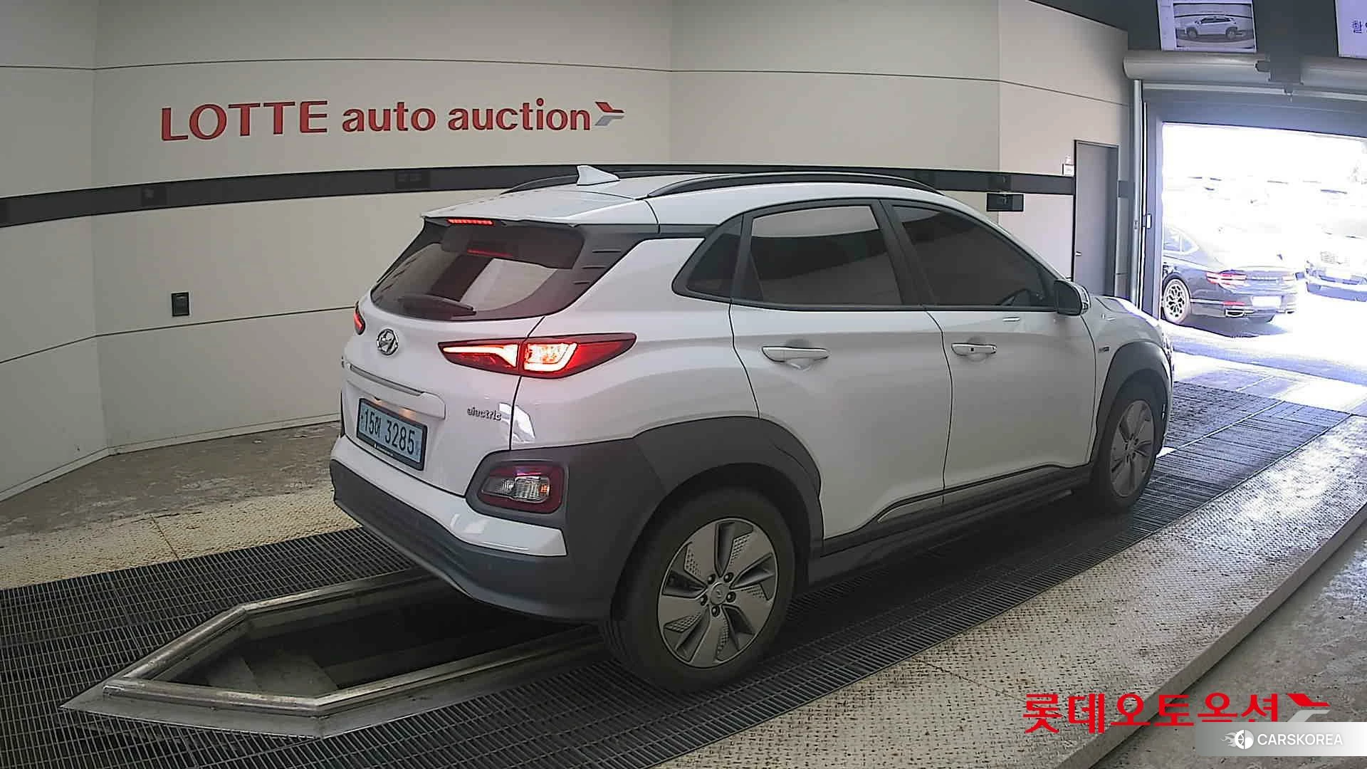 Hyundai KONA Electric id 4674132 из Кореи 10