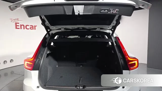 Volvo XC40 id 3396608 из Кореи 10