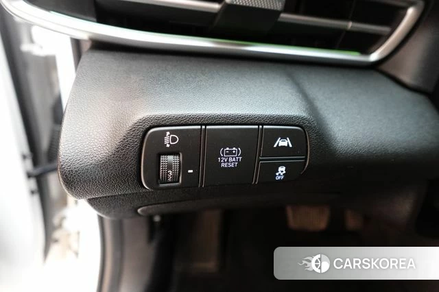 Hyundai Avante Hybrid (CN7) id 3823779 из Кореи 10