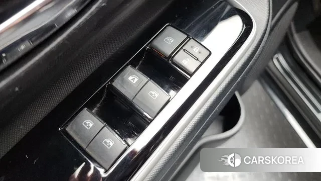 Toyota Prius C id 3500077 из Кореи 10