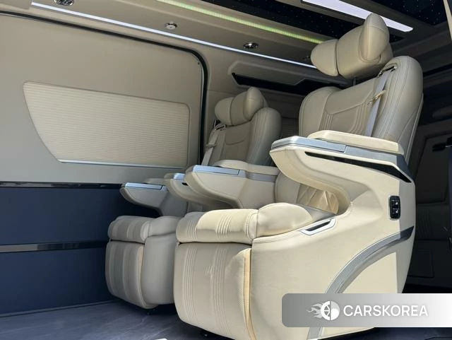 Toyota Hiace id 4328516 из Китая 10