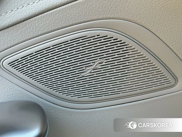 Mercedes-Benz EQE id 4265329 из Китая 10