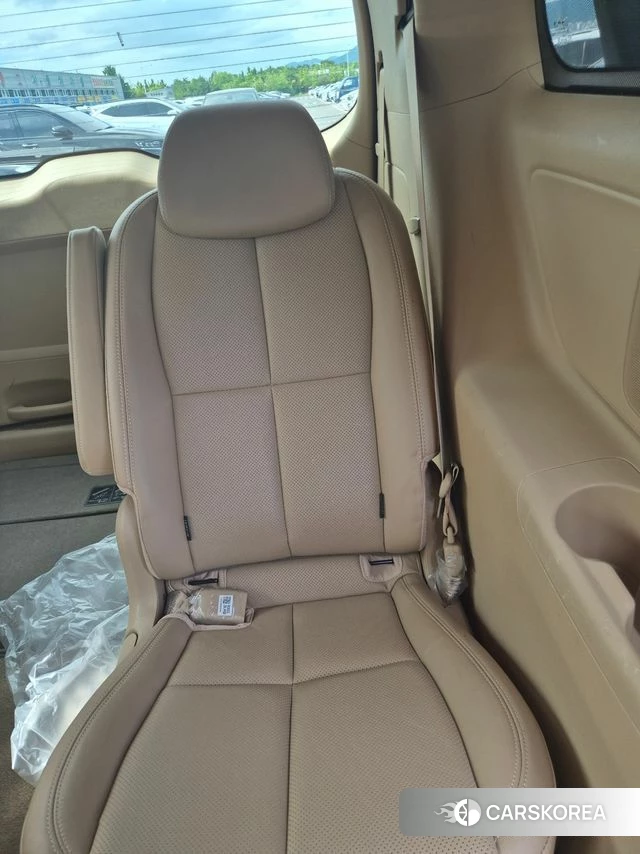 Kia The New Carnival id 4568588 из Кореи 10