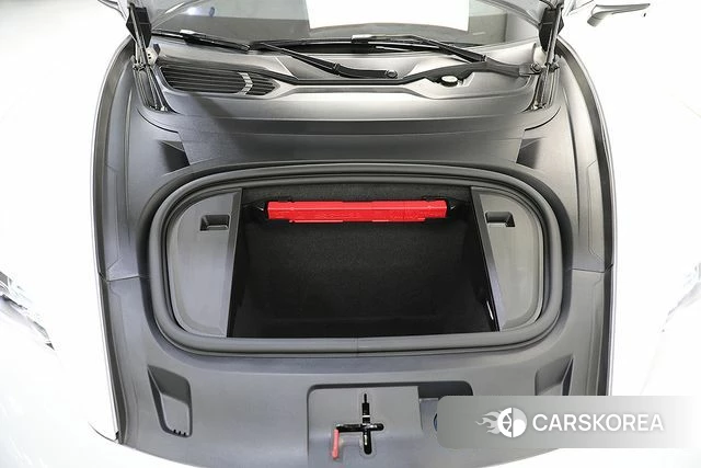 Porsche Taycan id 4388131 из Кореи 10