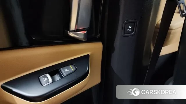 Kia Carnival 4th generation id 3214278 из Кореи 10