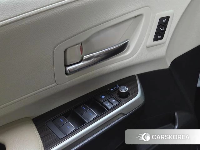 Toyota Sienna 4th Generation id 3824858 из Кореи 10