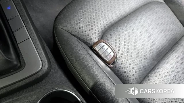 Hyundai Avante AD id 3072119 из Кореи 10