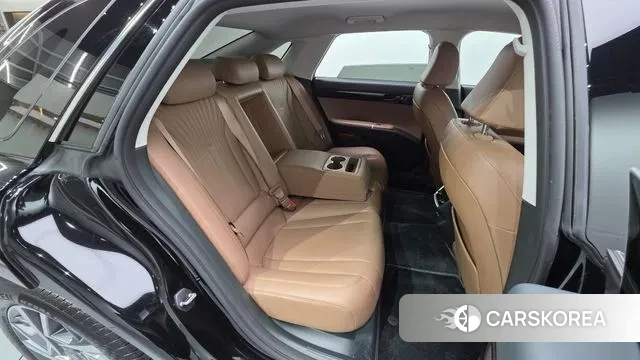 Hyundai Grandeur (GN7) id 3420298 из Кореи 10