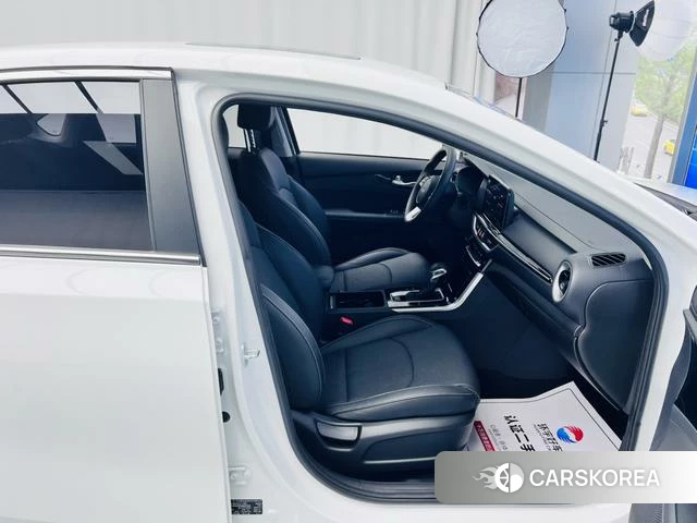Kia K3 id 4262317 из Китая 10