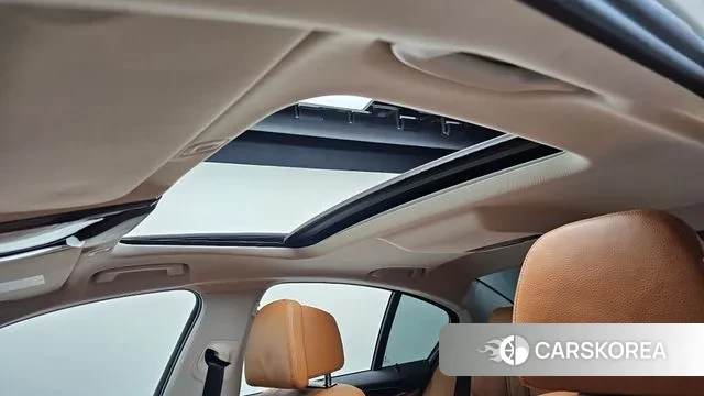 BMW 5 Series (G30) id 3561711 из Кореи 10