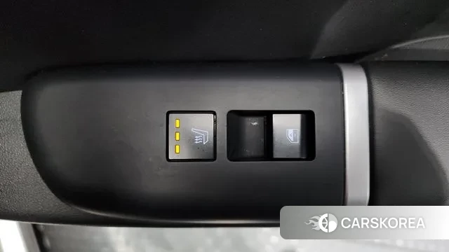 Hyundai Grandeur (GN7) id 3437590 из Кореи 10