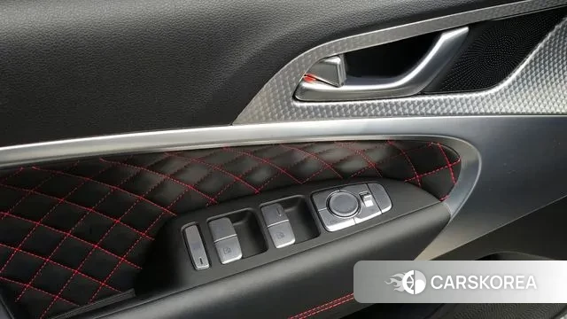 Genesis The New G70 id 3111191 из Кореи 10