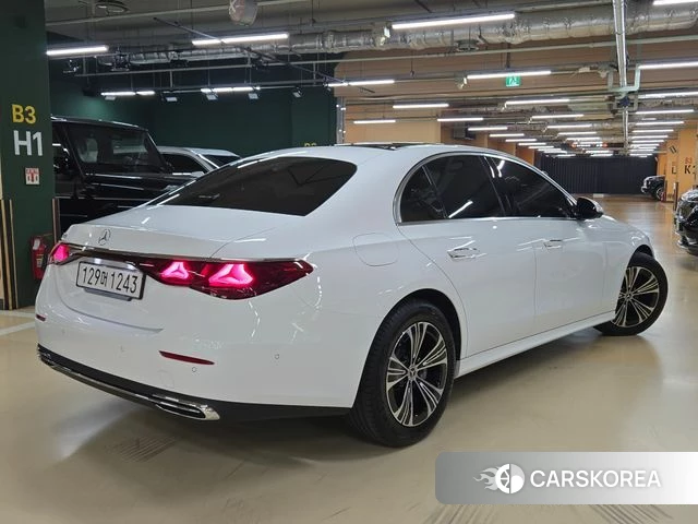 Mercedes-Benz E-Class W214 id 4511151 из Кореи 10