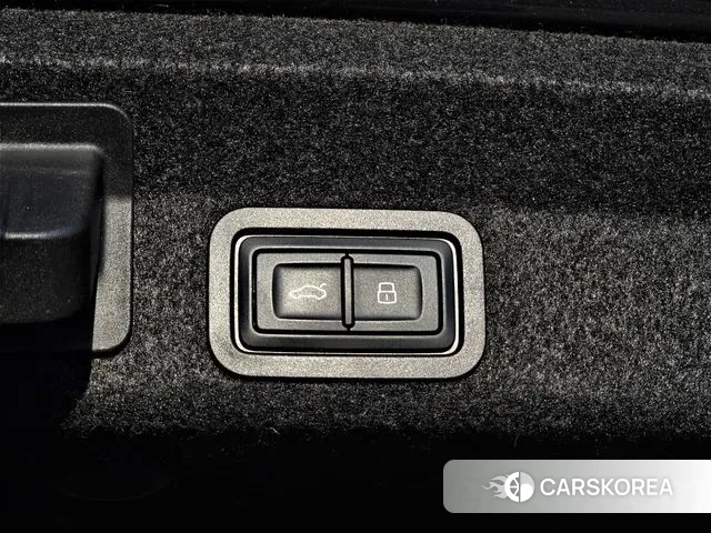 Audi A6 (C8) id 3645291 из Кореи 10