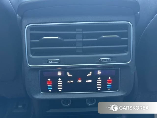 Audi Q7 id 4210234 из Китая 10