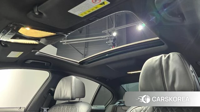 BMW 5 Series (G30) id 3905070 из Кореи 10