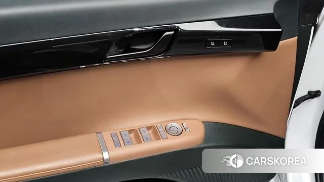 Hyundai Grandeur Hybrid (GN7) id 3555366 из Кореи 10