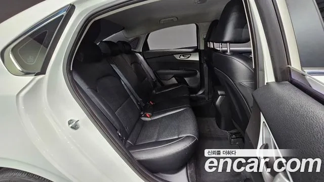 Kia Come New K3 id 2876725 из Кореи 10