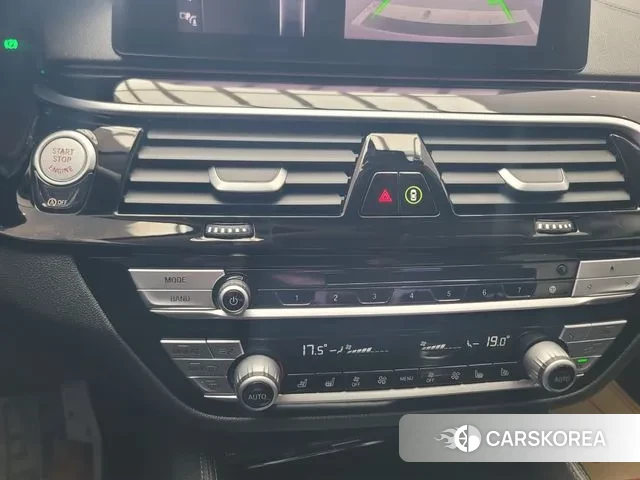 BMW 5 Series (G30) id 2995265 из Кореи 10