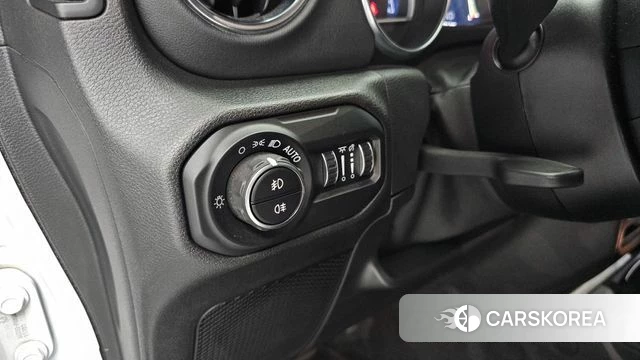 Jeep Wrangler (JL) id 3842984 из Кореи 10