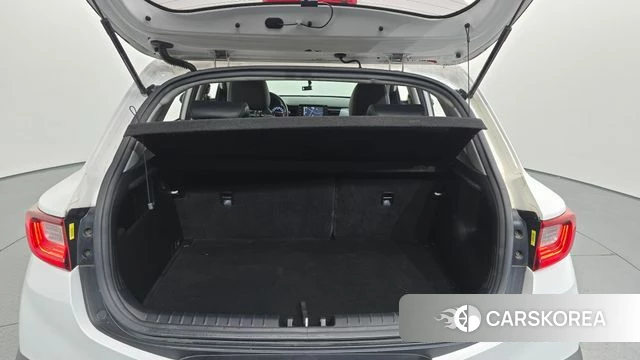 Kia Stonic id 4496629 из Кореи 10