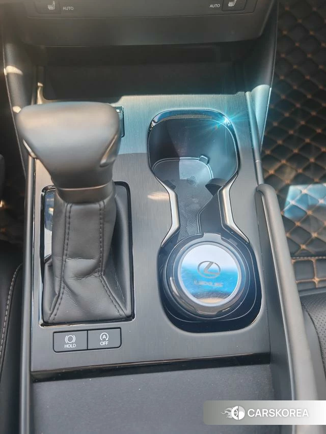 Lexus ES id 4272279 из Китая 10