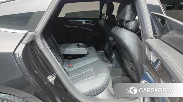 Audi A7 (4K) id 4872607 из Кореи 10