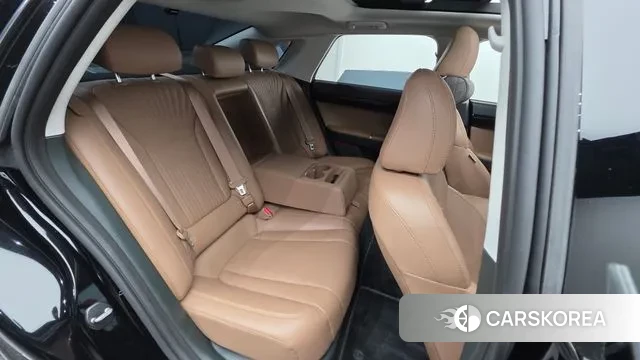 Hyundai Grandeur (GN7) id 3047993 из Кореи 10