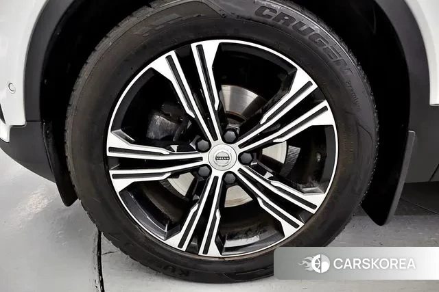 Volvo XC40 id 3023363 из Кореи 10