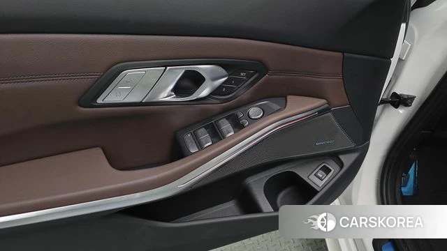 BMW 3 Series (G20) id 4380931 из Кореи 10
