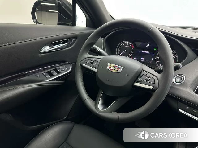 Cadillac XT4 id 4254297 из Китая 10
