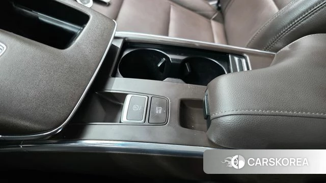 Hyundai The New Grandeur IG id 4693403 из Кореи 10
