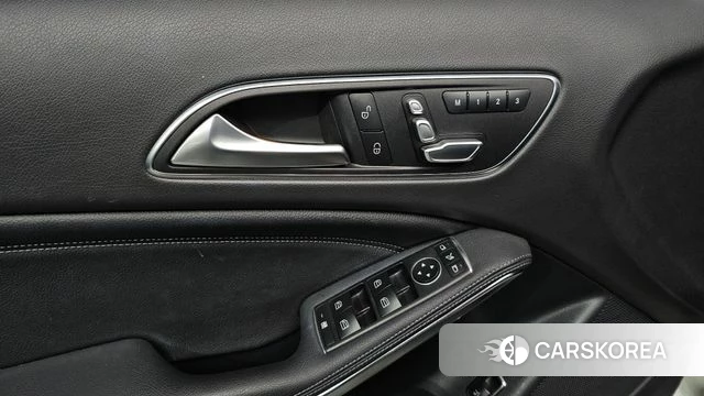 Mercedes-Benz GLA-Class X156 id 4188183 из Кореи 10