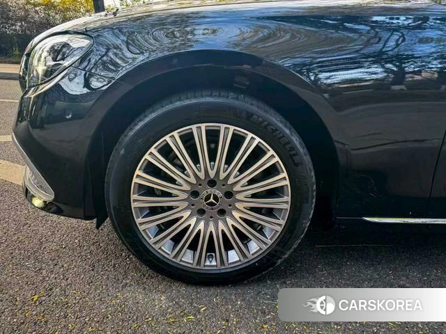 Mercedes-Benz E-class id 4256322 из Китая 10