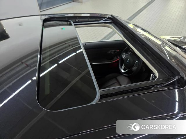 BMW 3 Series (G20) id 3935089 из Кореи 10