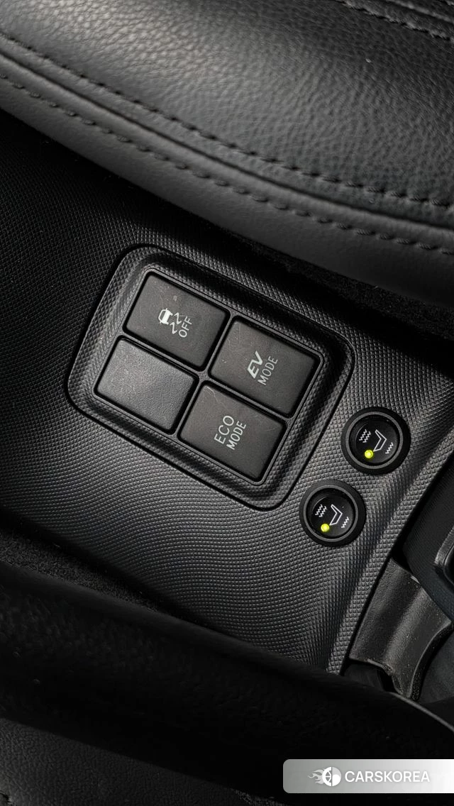 Toyota Prius C id 4482764 из Кореи 10