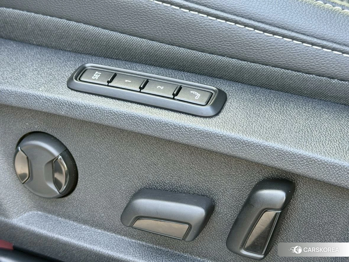 Volkswagen Passat id 4467770 из Китая 10