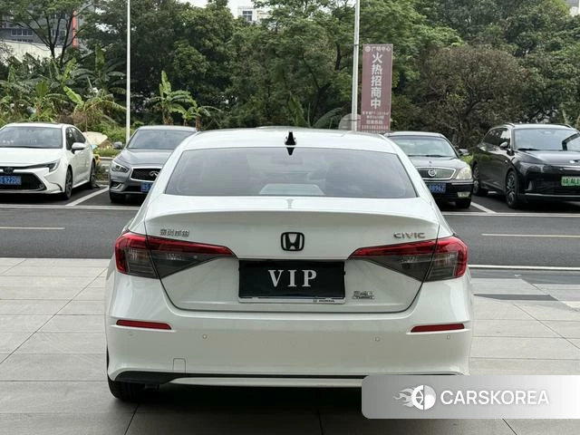 Honda Civic id 4301809 из Китая 10
