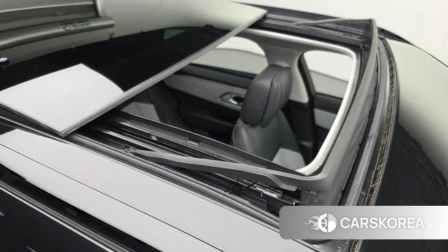 Land Rover Range Rover Velar id 3952479 из Кореи 10