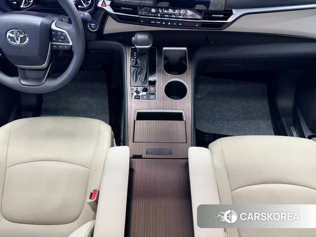 Toyota Grevia id 4301747 из Китая 10