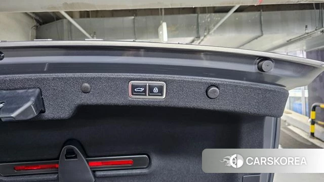 Hyundai Grandeur Hybrid (GN7) id 3870521 из Кореи 10
