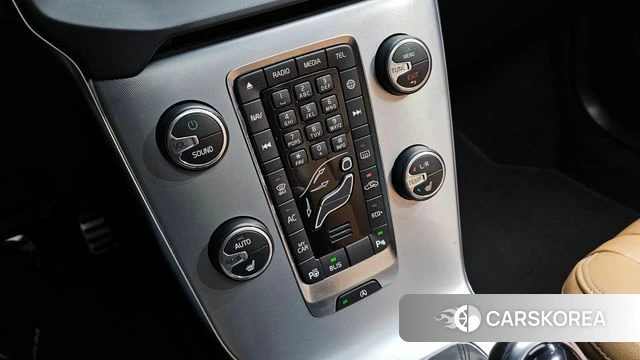 Volvo V40 id 3905830 из Кореи 10